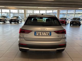 AUDI Q3 35 TDI S tronic Business Advanced