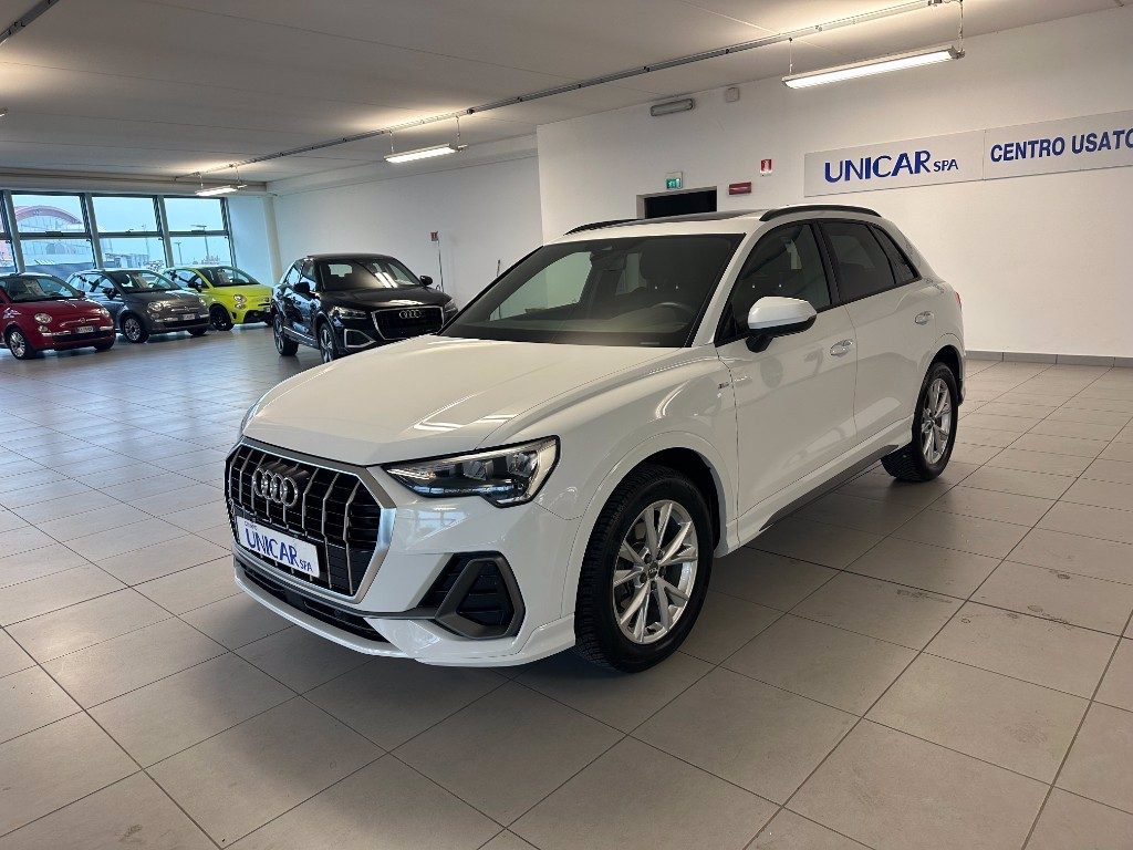 AUDI Q3 35 TFSI S tronic S line edition