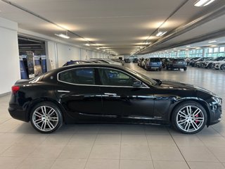 MASERATI Ghibli L4 330 CV MHEV Gransport