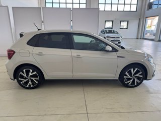 VOLKSWAGEN Polo 1.0 TSI R-Line
