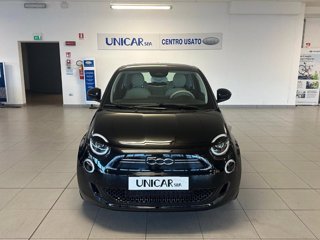 FIAT 500 La Prima Berlina 42 kWh