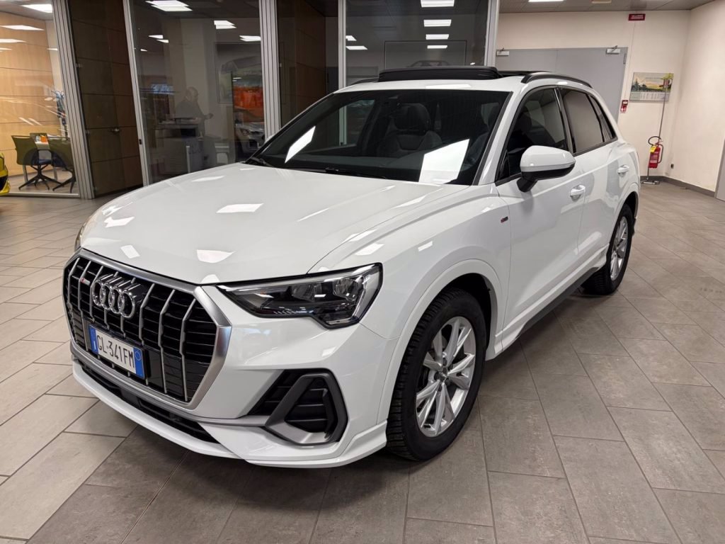 AUDI Q3 35 TFSI S tronic S line edition