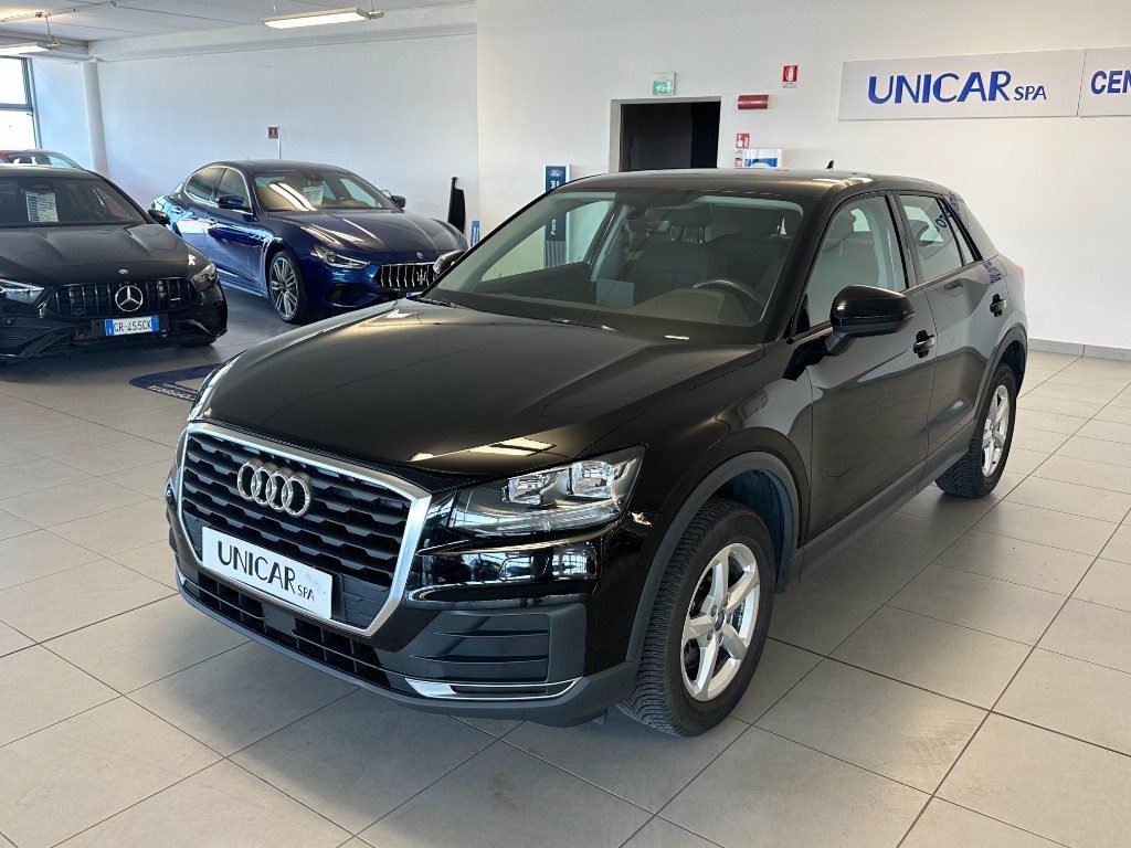AUDI Q2 1.4 TFSI COD Business