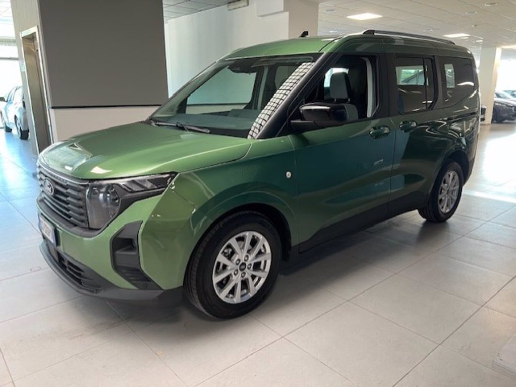 FORD Tourneo Courier 1.0 EcoBoost Titanium
