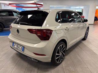 VOLKSWAGEN Polo 1.0 TSI R-Line
