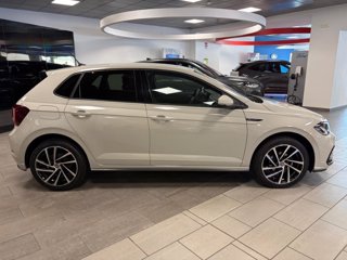 VOLKSWAGEN Polo 1.0 TSI R-Line