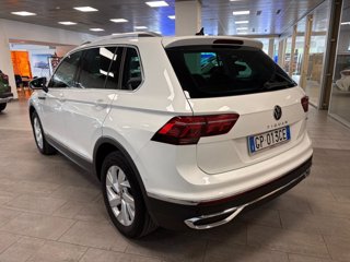 VOLKSWAGEN Tiguan 2.0 TDI 150 CV SCR DSG 4MOTION Elegance