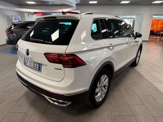 VOLKSWAGEN Tiguan 2.0 TDI 150 CV SCR DSG 4MOTION Elegance