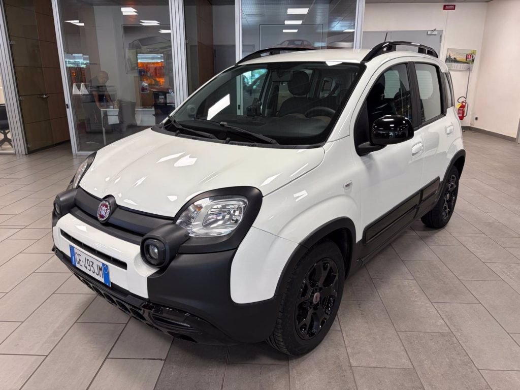 FIAT Panda 1.0 FireFly S&S Hybrid Trussardi